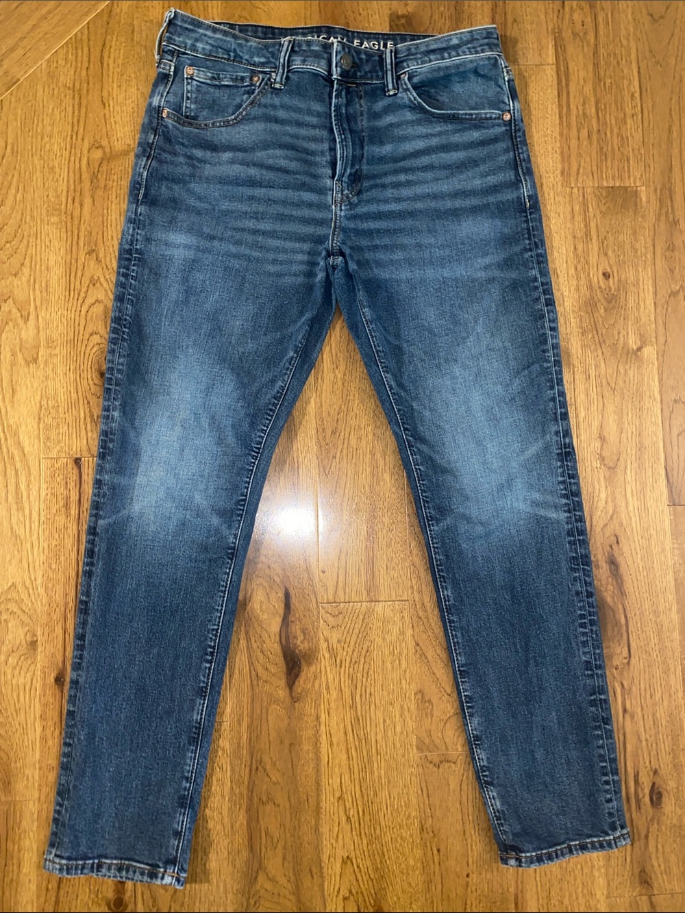 AEO Men’s Athletic cut Airflex + 34 x 32.